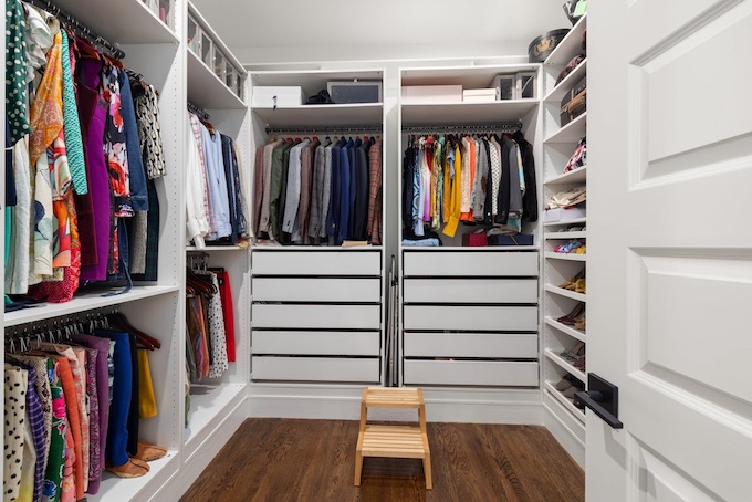 How to Build a Stylish Wardrobe for Every Season How to Build a Stylish Wardrobe for Every Season